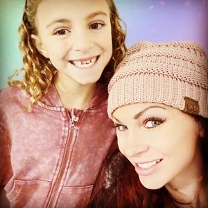 Meet your Posher, Amberlicious